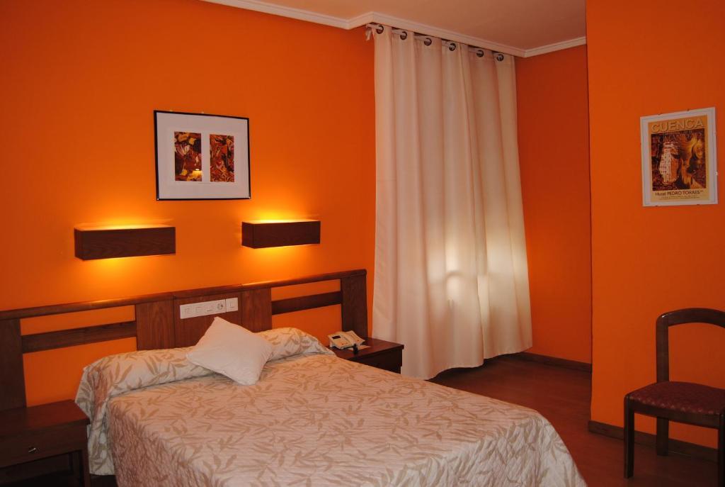 Hotel Pedro Torres Cuenca  Extérieur photo