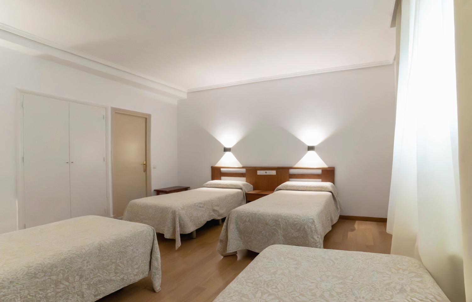 Hotel Pedro Torres Cuenca  Extérieur photo