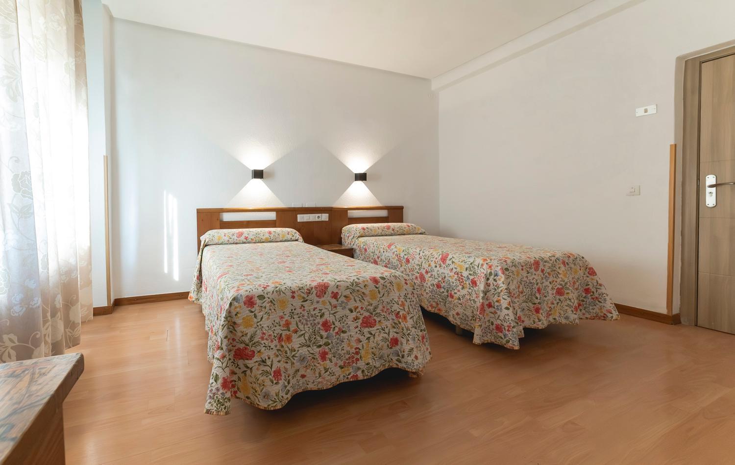 Hotel Pedro Torres Cuenca  Extérieur photo