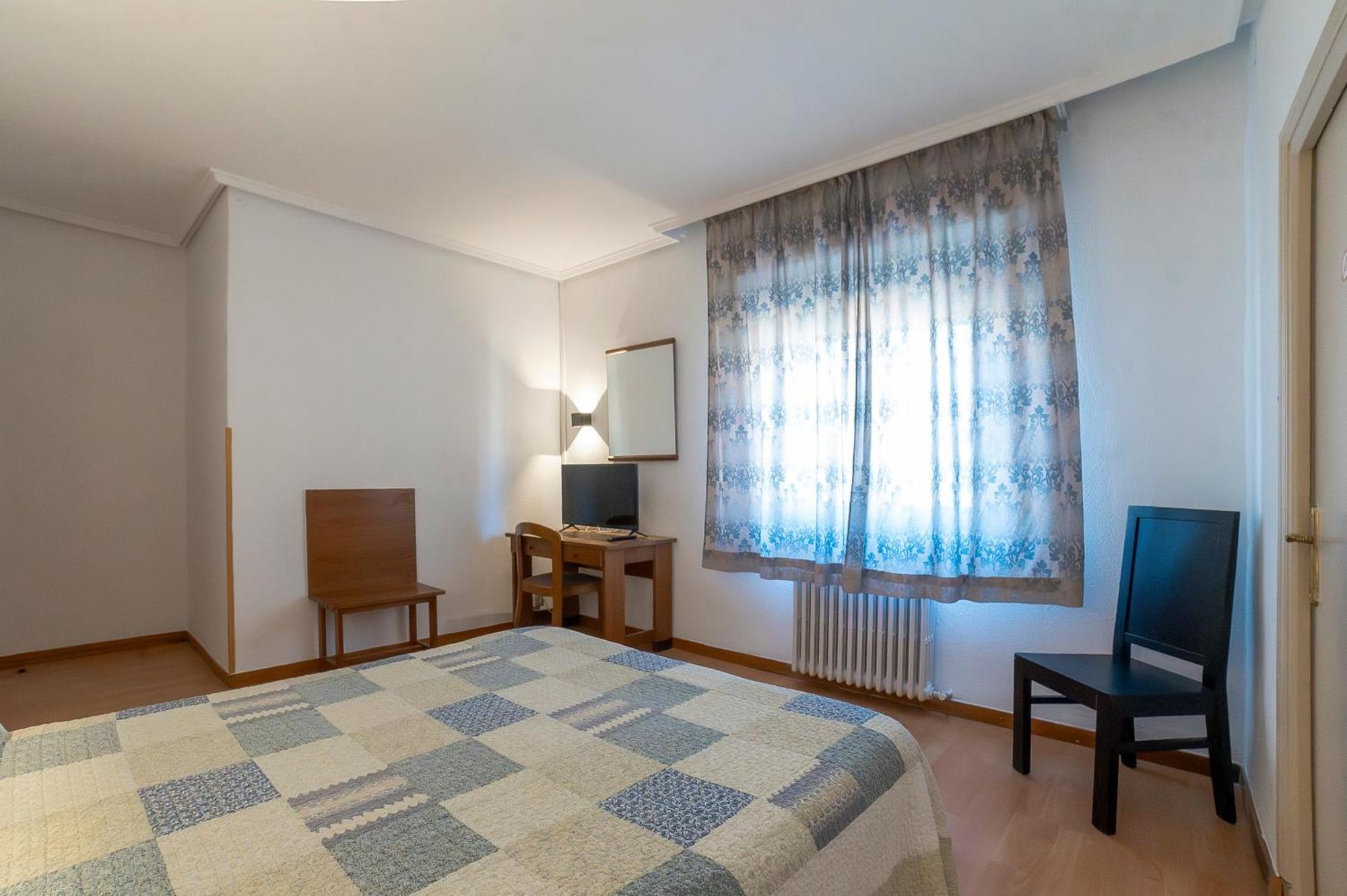 Hotel Pedro Torres Cuenca  Extérieur photo