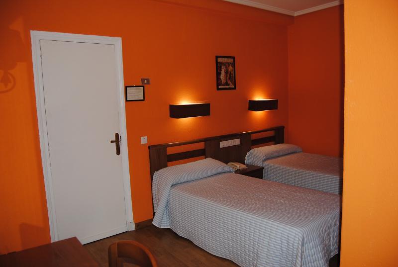 Hotel Pedro Torres Cuenca  Extérieur photo