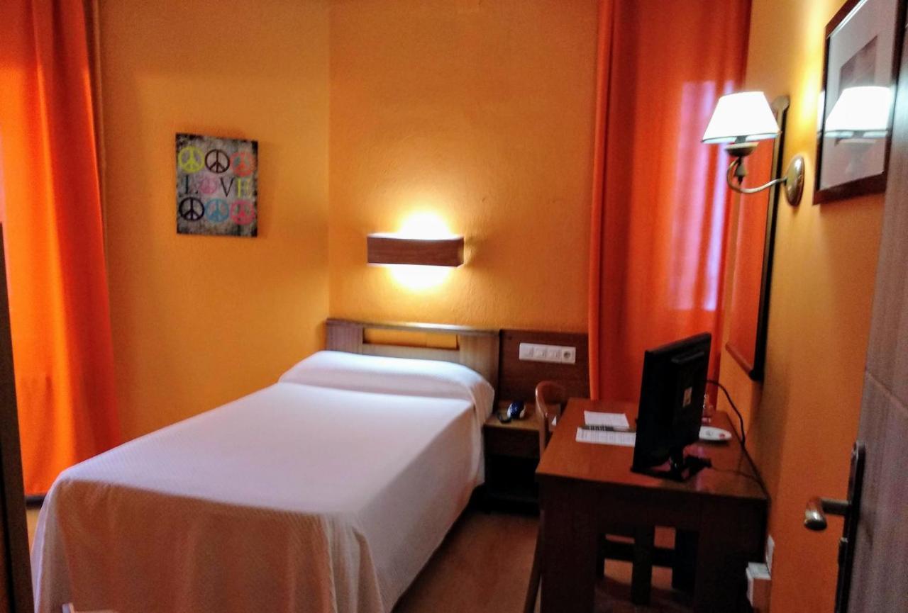 Hotel Pedro Torres Cuenca  Extérieur photo