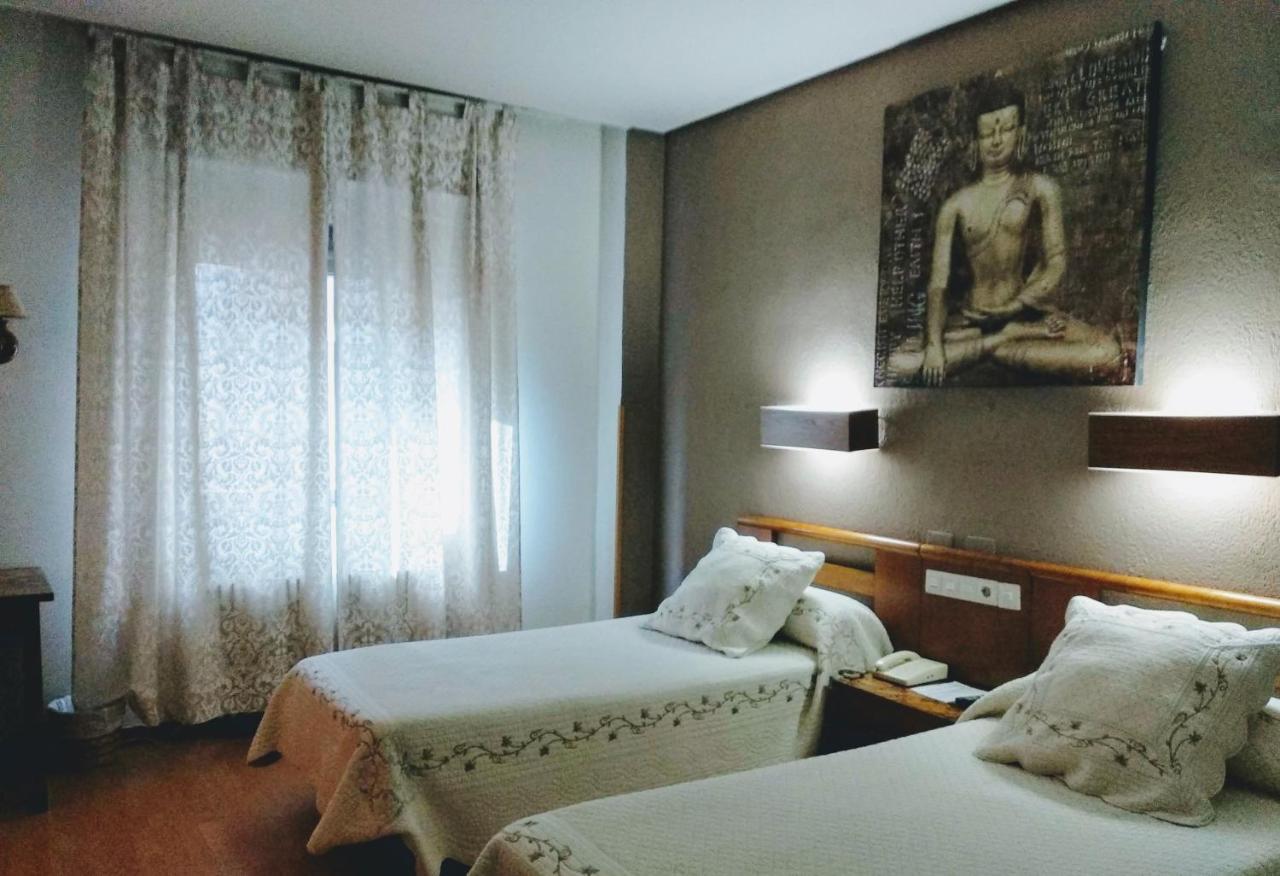 Hotel Pedro Torres Cuenca  Extérieur photo