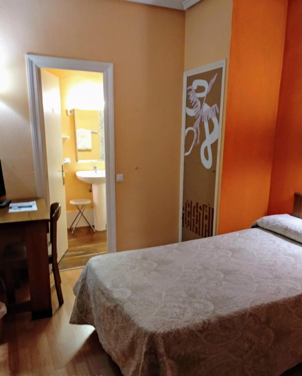 Hotel Pedro Torres Cuenca  Extérieur photo