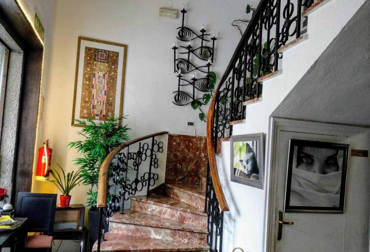 Hotel Pedro Torres Cuenca  Extérieur photo